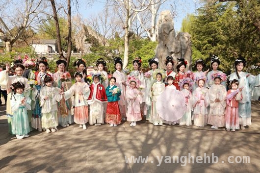 山东清明文旅盛宴：丰富活动助力假日旅游提质，2025清明山东旅游热：红色缅怀与赏花游玩齐绽放