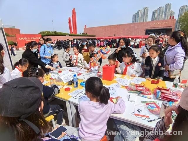 “追寻光辉足迹”：南京开启红色文化宣传月活动，渡江战役胜利76周年：红色文化宣传月盛大启幕
