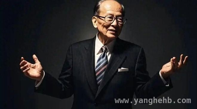 李嘉诚港口收购僵局，能否迎来转机？，李嘉诚港口交易悬而未决，中美战略博弈升级！