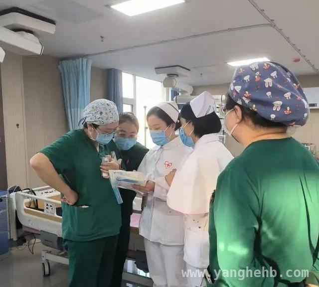 大同五院专家团队巡讲左云，提升基层呼吸疾病诊治水平